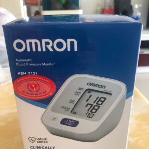 Máy đo huyết áp Omron 7121( bắp tay)