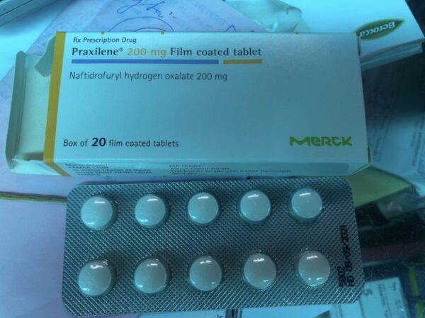 PRAXILENE 200 mg H/20 v đột quị, chống tắt ngẽn mạch ngoại biên