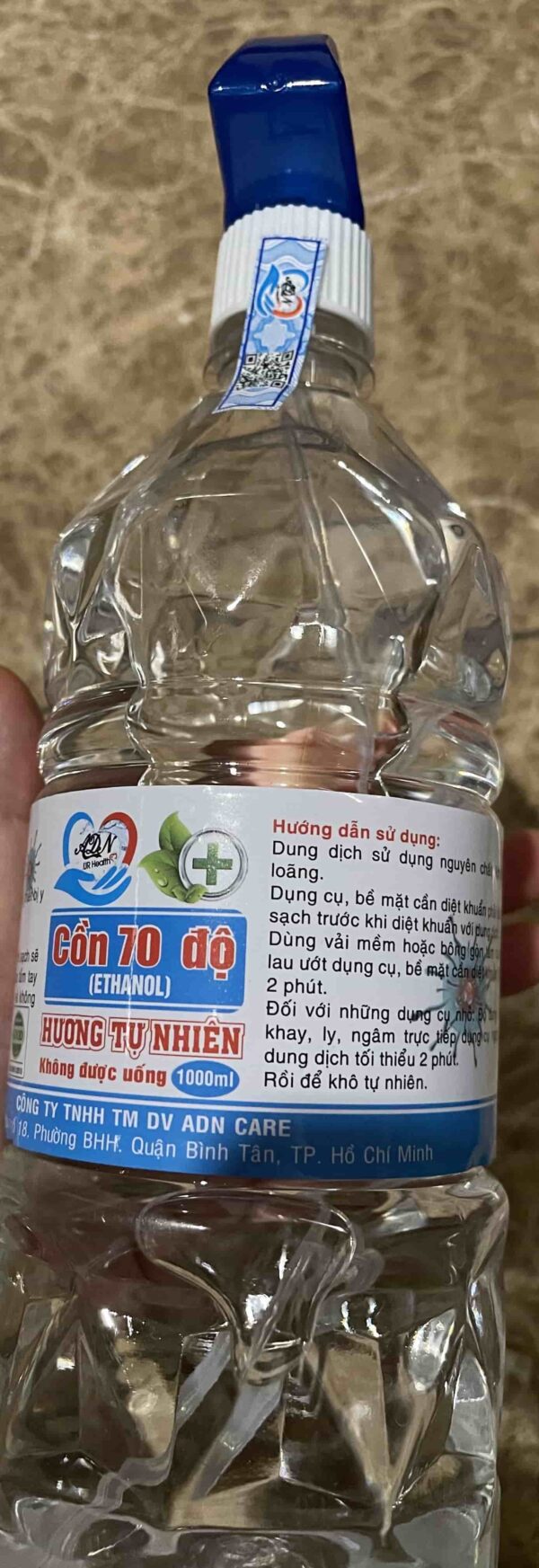 Cồn 70 độ Chai 1 lít + vòi xịt